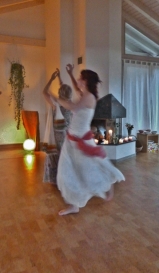 Tanzen wie ich bin/ Stefanie Heinis/ Arlesheim/ Basel/ Seniorentanz/ Bewegung für Senioren/ Seniorentreff/ Aktivitäten für Senioren/ Stefanie Heinis/ Basel/