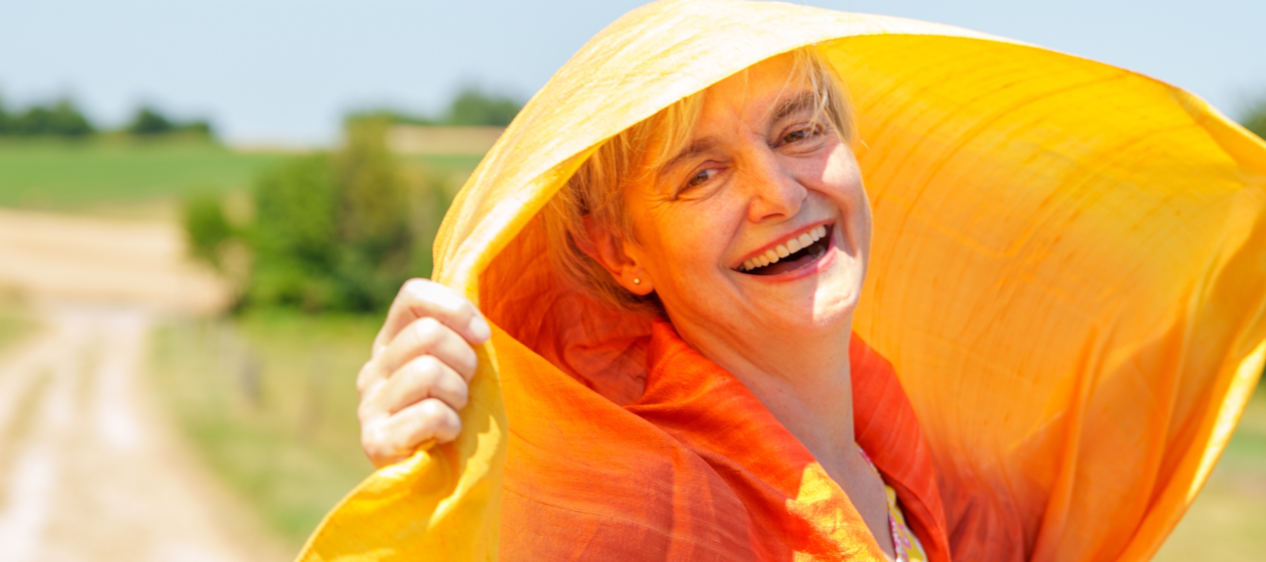 tanzen wie ich bin, tanztherapie für frauen, frauenkreis, natur, meditation, basel, arlesheim, stefanie heinis